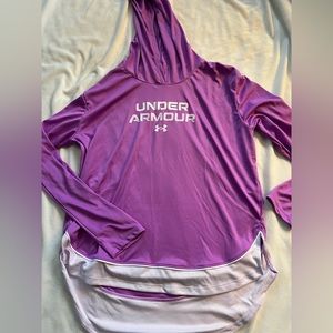 UA dry fit tee